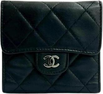Chanel Pre-owned Wallets, female, Black, Size: ONE SIZE Pre-owned Wallet (bi-fold)