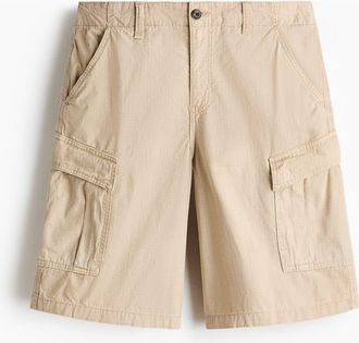 H&M Loose Fit Cotton Cargo Shorts in Beige at Nordstrom, Size 32
