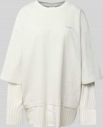 Karo Kauer Oversized Longsleeve in Layering-Optik in Hellgrau, Gr&ouml;&szlig;e XL