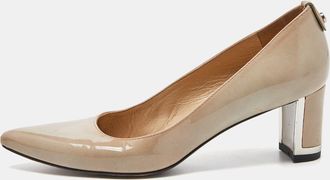 Stuart Weitzman Grey Patent Leather Pointed Toe Pumps