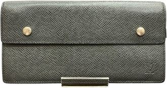 Louis Vuitton Black Taiga Leather Long Wallet (Bi-Fold) (Pre-Owned)