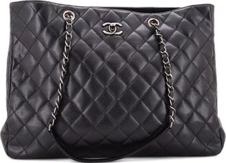 Chanel Classic CC Shopping Quilted Caviar Large tote bag - women - Calf Leather - One Size - Black