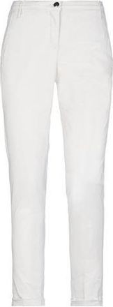 Jacob Cohen PARTES DE ABAJO - Pantalones en YOOX.COM