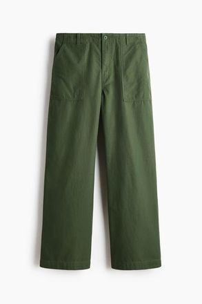 H&M Relaxed Fit Twill Trousers in Green at Nordstrom, Size 30
