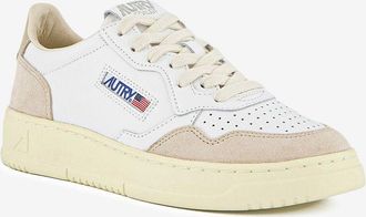 Autry Niedrige zweifarbige Schnürsneakers Medalist