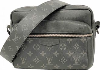 Louis Vuitton Noir Shoulder Bag (Pre-Owned)