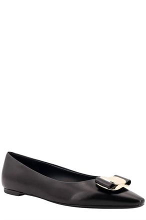 Ferragamo Womens Vara Bow Detailed Ballet Flats In Black