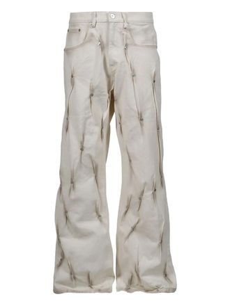 Kusikohc rivet-embellished jeans - White