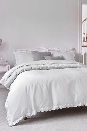 Christy Scallop Edge Cotton Sateen Duvet Sets in Grey | Size: Double