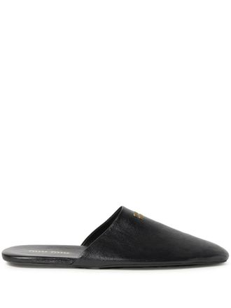 Miu Miu Leren slippers - Zwart