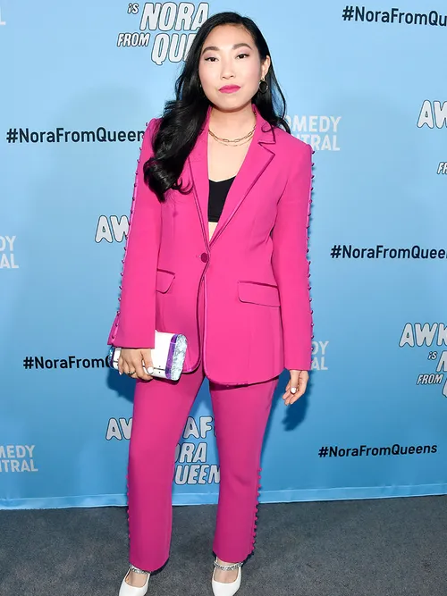 How to dress like Awkwafina