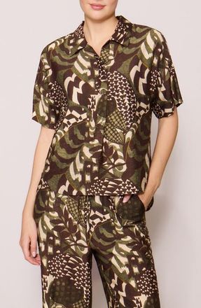 Melloday Easy Woven Pullover Shirt in Brown Olive Abstract at Nordstrom, Size X-Large