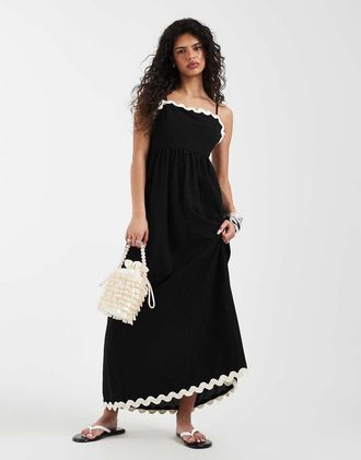 Vero Moda Vestito lungo nero con spalline sottili e finiture smerlate a contrasto