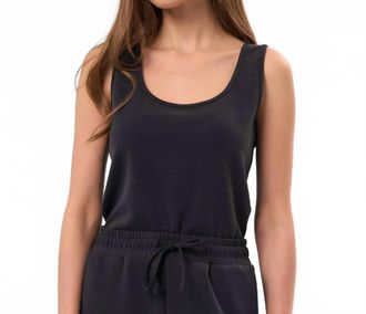 French Kyss Solid Tank Top In Black