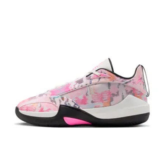 Nike Jordan Mens Jordan Triangle Basketball Shoes in White | IO3373-100