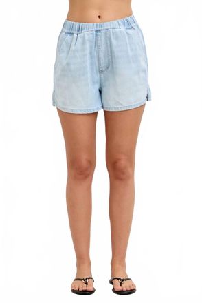 Judy Blue High Waisted Featherweight Boxer Shorts In Light Wash