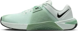 Nike Womens Metcon Workout Shoes in Green | HQ2620-301