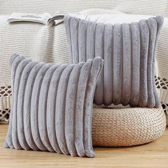 OEM Juego De 2 Fundas De Almohada Decorativas De Felpa De Imitaci&oacute;n Lana, Suaves Y Mullidas, Para Sof&aacute; O Dormitorio, 40x40 Cm, Color Gris