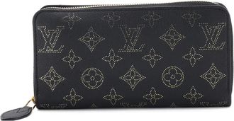 Louis Vuitton Zippy Wallet Constellation Studded Mahina Leather small wallets - Nero