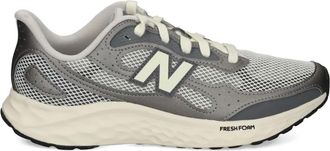 New Balance Sneakers Fresh Foam Arishi V4 - Grigio