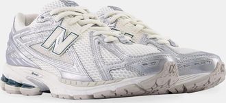 New Balance Mens New Balance 1906R M1906REE Sneaker Silver Metallic Lifestyle Shoes TF9285