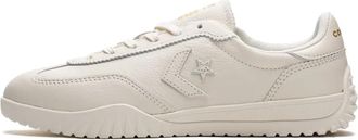 Converse Witte Retro Stijl Trainer met Gouden Accenten - Dames - Sneakers - Wit - 36 EU - Leer - Schoenen
