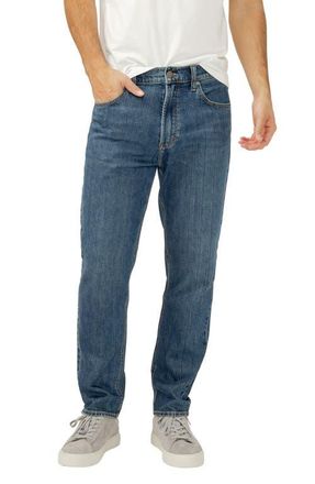 Silver Jeans Co Knox Modern Loose Fit Tapered Leg Jeans in Ember at Nordstrom, Size 30 X 32