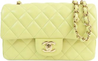 Chanel Borsa a tracolla Classic mini rettangolare in pelle Caviar con battente 2021-2025 - Verde