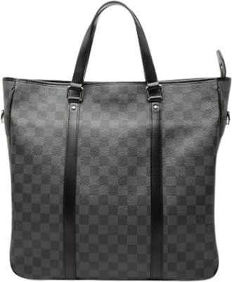 Louis Vuitton Pre-owned Tote Bags, male, Black, Size: ONE SIZE Pre-owned Tadao Tote Bag