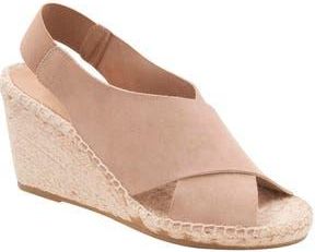 André Assous Figaro Slingback Wedge Sandal in Taupe at Nordstrom Rack, Size 10