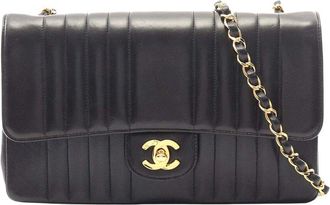Chanel Black Lambskin Diana Flap Shoulder Bag (Authentic Pre-Loved)