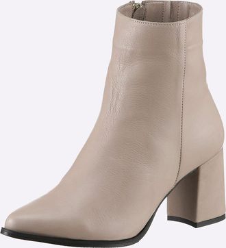 Andrea Conti Stiefelette