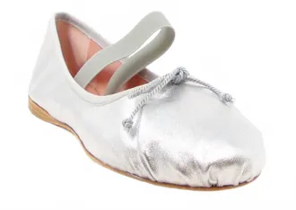 Pretty Ballerinas Womens Lea Shoe In Silver
