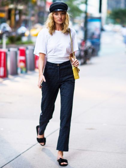 L’outfit di Elsa Hosk è costoso… ma tu puoi averlo con meno di 50 euro!