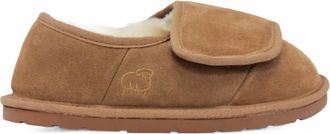 Lamofootwear Womens Closed Toe Heel Wrap Bootie Wide Slipper In Chestnut