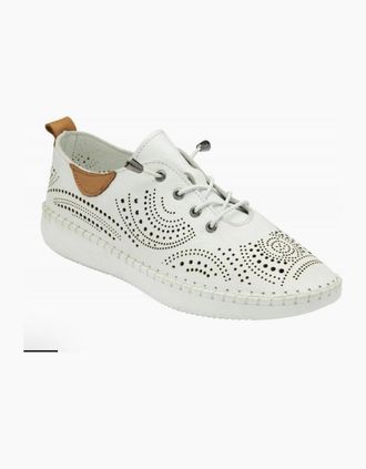 Lotus Womens Lotus Tassia in White - Size: 7