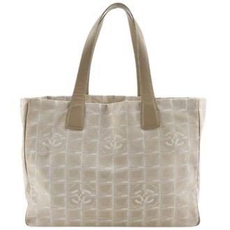 Chanel Pre-owned Tote Bags, female, Beige, Size: ONE SIZE Pre-owned New Travel Line Nylon Canvas Tote Bag
