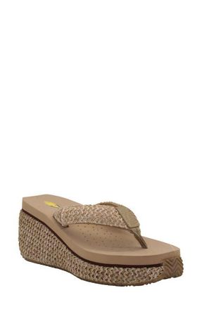 Volatile Island Platform Flip Flop in Natural Raffia Fabric at Nordstrom, Size 10