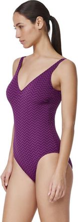 Gottex Medina Textured V-Neck One Piece in Wine at Nordstrom, Size 10