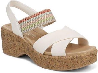 Life Stride Verity Platform Wedge Sandal in Sugar at Nordstrom, Size 8.5