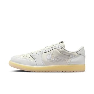 Nike Jordan Mens Air Jordan 1 Retro Low OG Shoes in White | IF4391-100