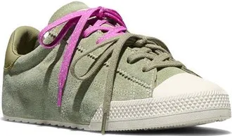 Converse Gender Inclusive Chuck Taylor Lo Sneaker in Light Field Surplus at Nordstrom, Size 9