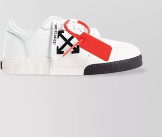 Off-white leather low top sneaker arrow patch