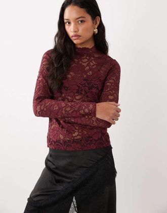 Vero Moda top in pizzo floreale a maniche lunghe e collo alto bordeaux-Rosso