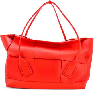 Bottega Veneta Arco Bag Maxi Intrecciato Leather Maxi tote bag - Rood