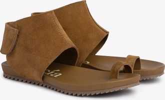 Pedro Garcia Flat gladiator sandal in brwon leather | Vania | Spring-Summer 2024