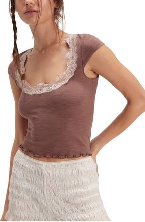 Free People Oh My Darling Lace Trim Top in Withered Rose at Nordstrom, Size X-Small