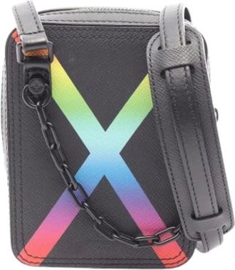 Louis Vuitton Borsa a tracolla Pre-owned in pelle Taiga - - Pre-owned - Uomo - Nero - ONE SIZE
