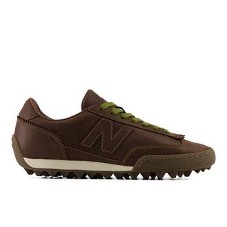 New Balance Unisex Gator Run en Marr&oacute;n, Cuero, Talla 45.5