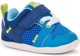See Kai Run Kids Viento Sneaker in Bold Blue at Nordstrom, Size 5.5